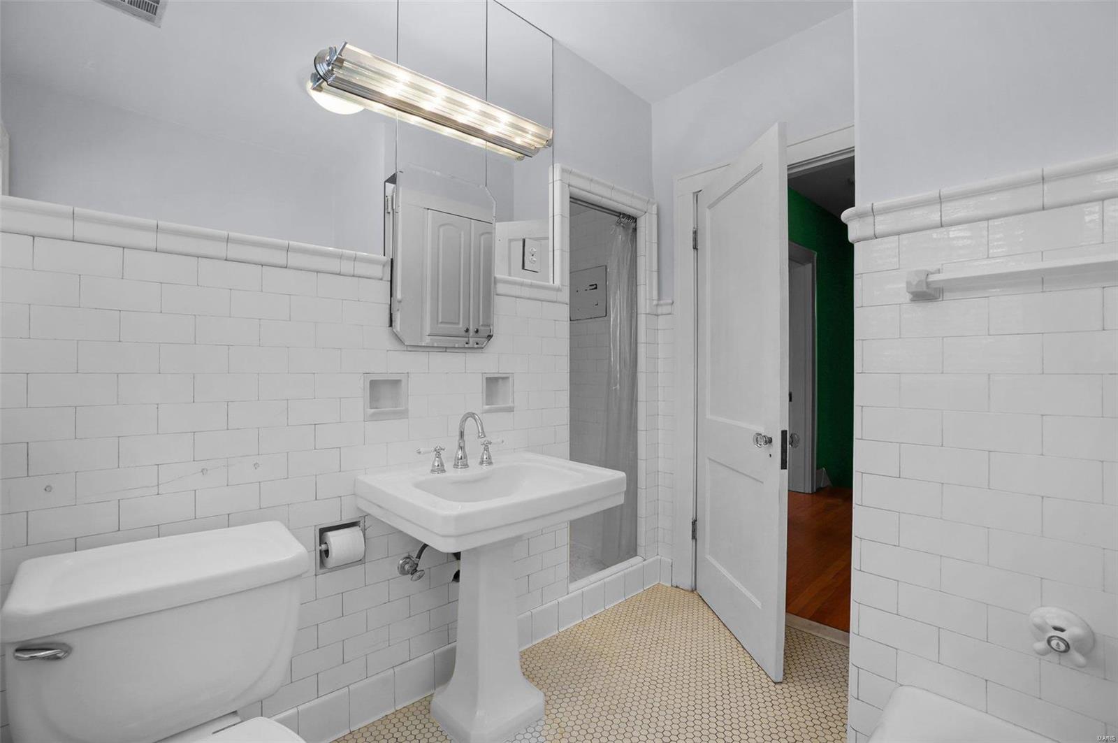 West Portland Place - Residential