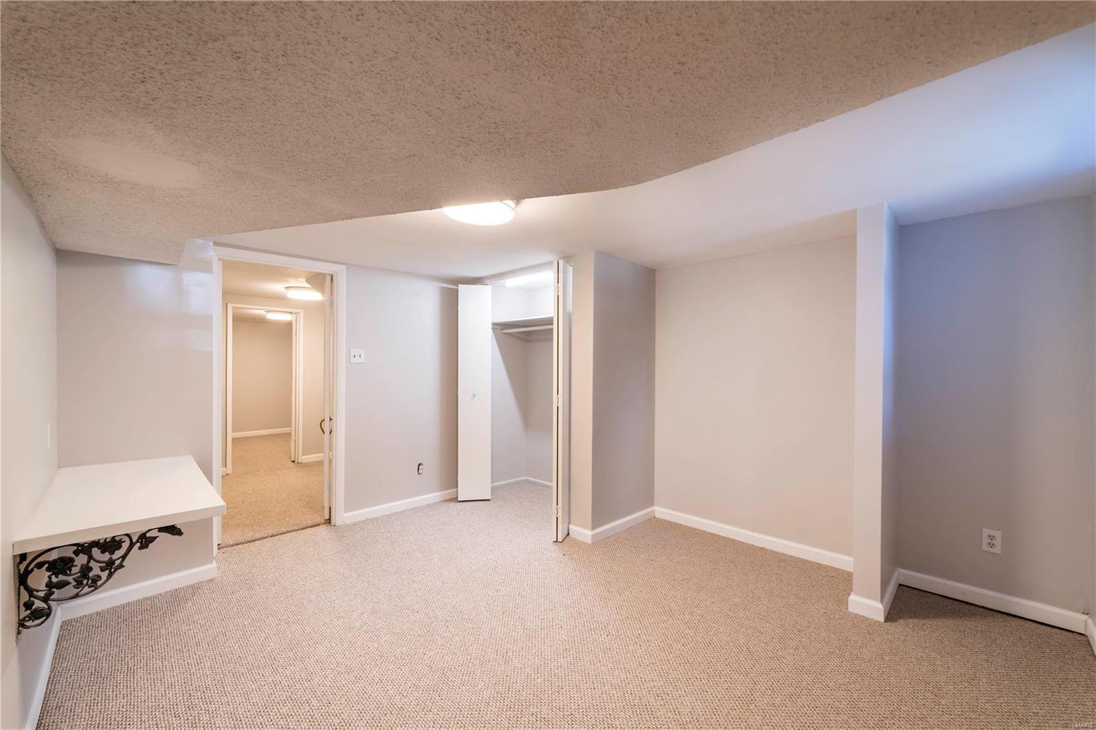 Ellenwood Park 1st Add - Residential
