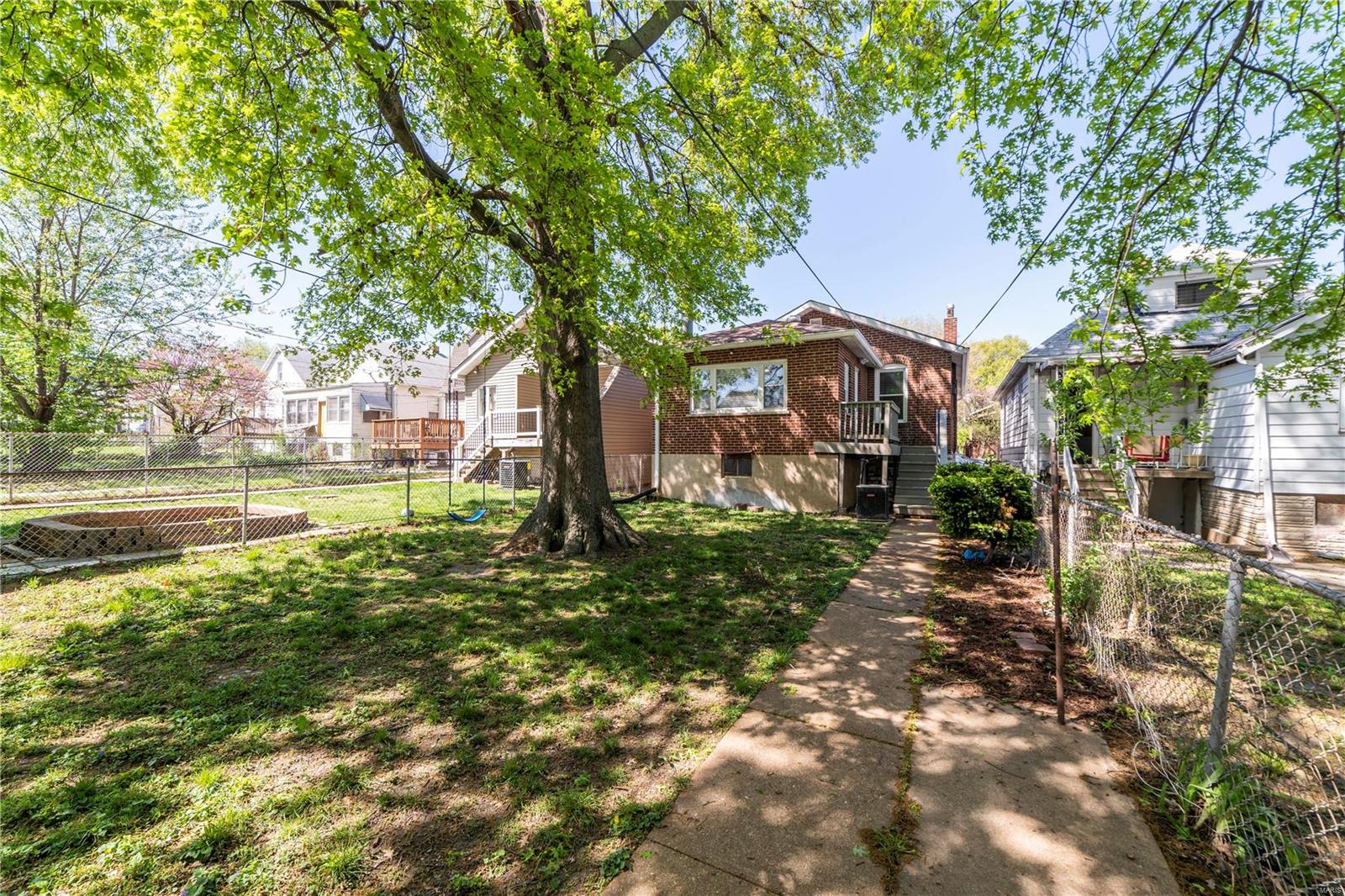 Ellenwood Park 1st Add - Residential
