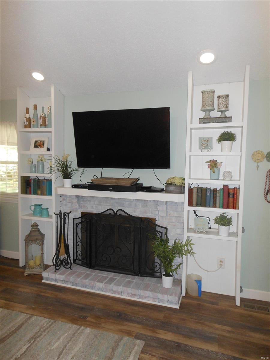 Park Charles - Residential