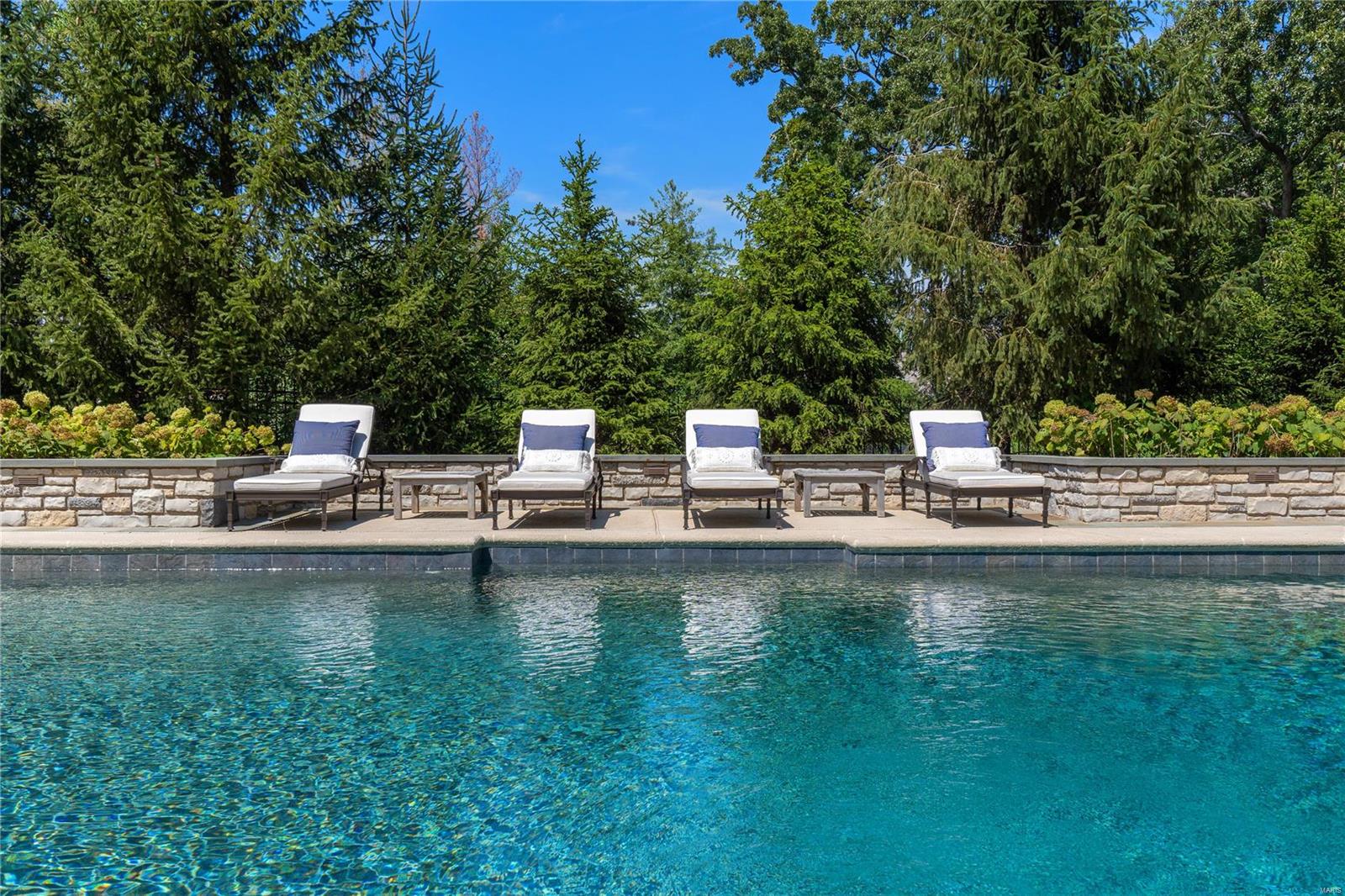 Fair Oaks Estates Lt 4 & Lt Pt 3 & Lt - Residential