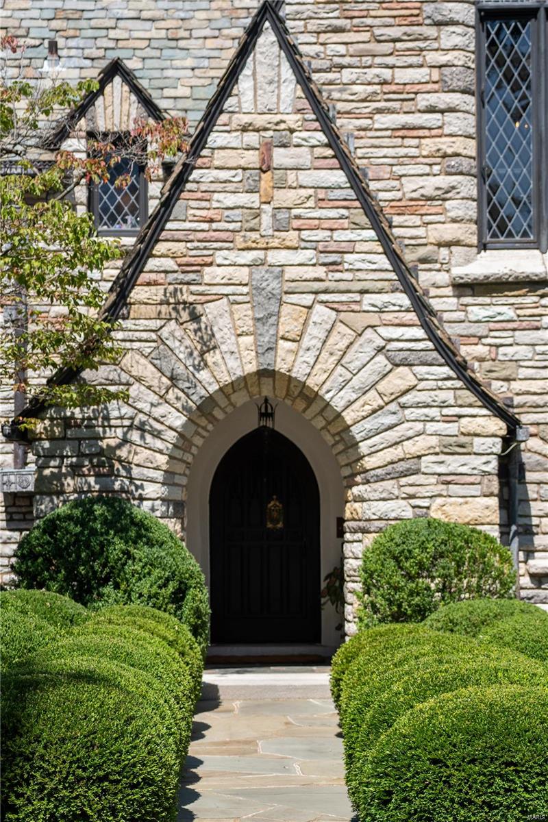 Fair Oaks Estates Lt 4 & Lt Pt 3 & Lt - Residential