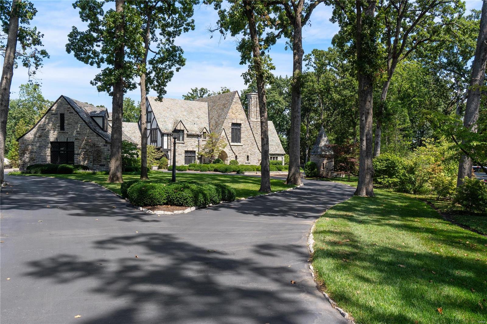 Fair Oaks Estates Lt 4 & Lt Pt 3 & Lt - Residential