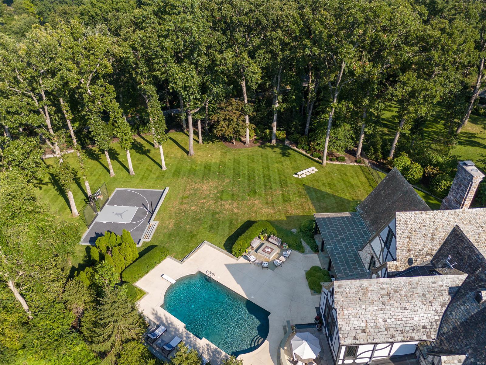 Fair Oaks Estates Lt 4 & Lt Pt 3 & Lt - Residential