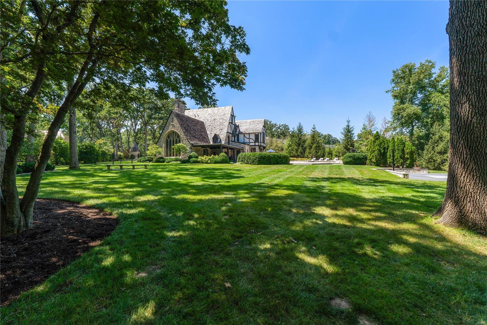 Fair Oaks Estates Lt 4 & Lt Pt 3 & Lt - Residential