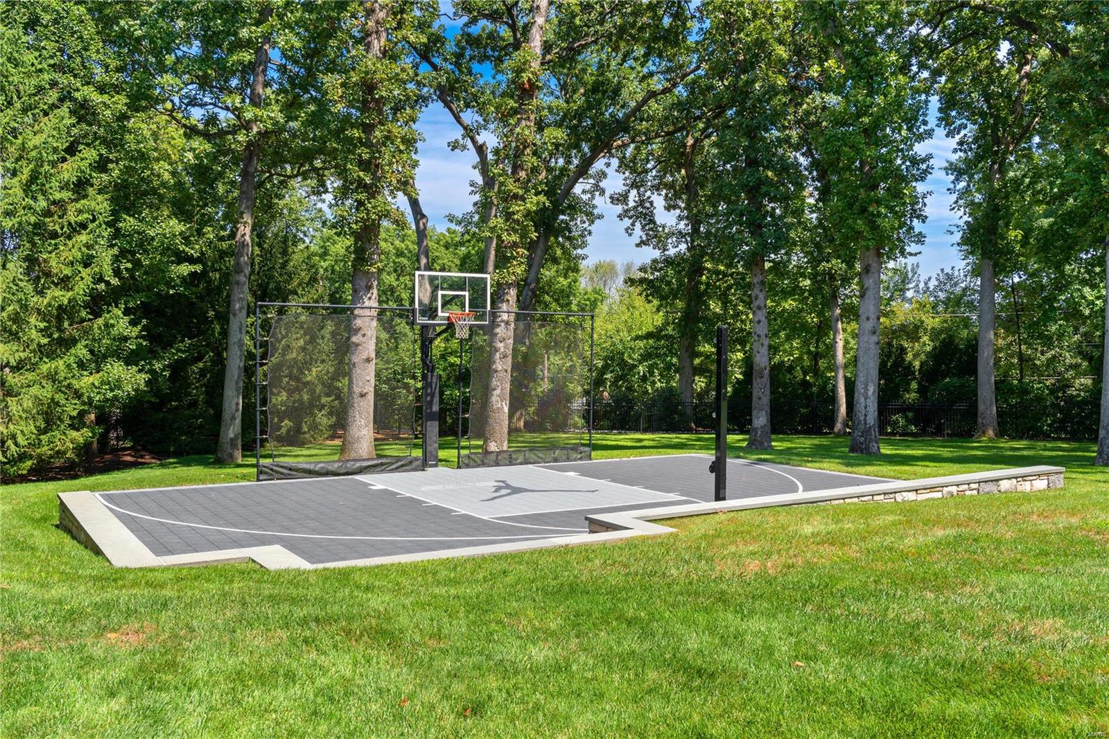 Fair Oaks Estates Lt 4 & Lt Pt 3 & Lt - Residential