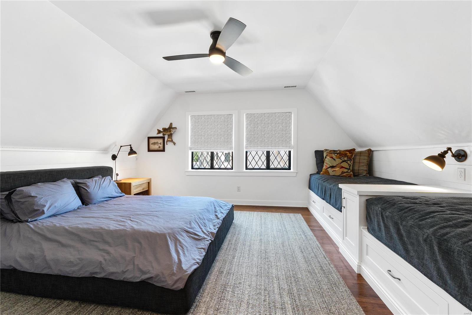 Fair Oaks Estates Lt 4 & Lt Pt 3 & Lt - Residential