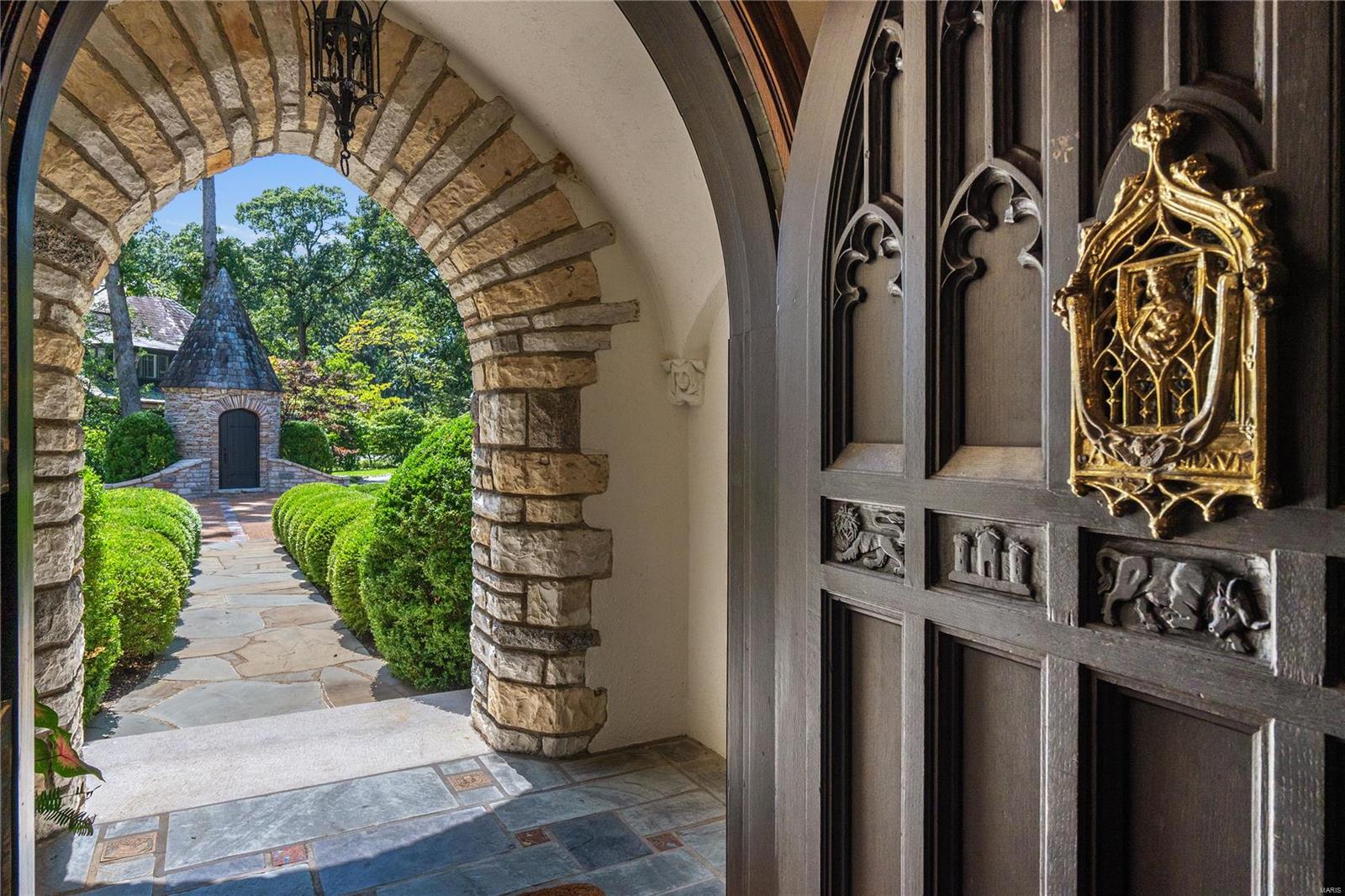 Fair Oaks Estates Lt 4 & Lt Pt 3 & Lt - Residential