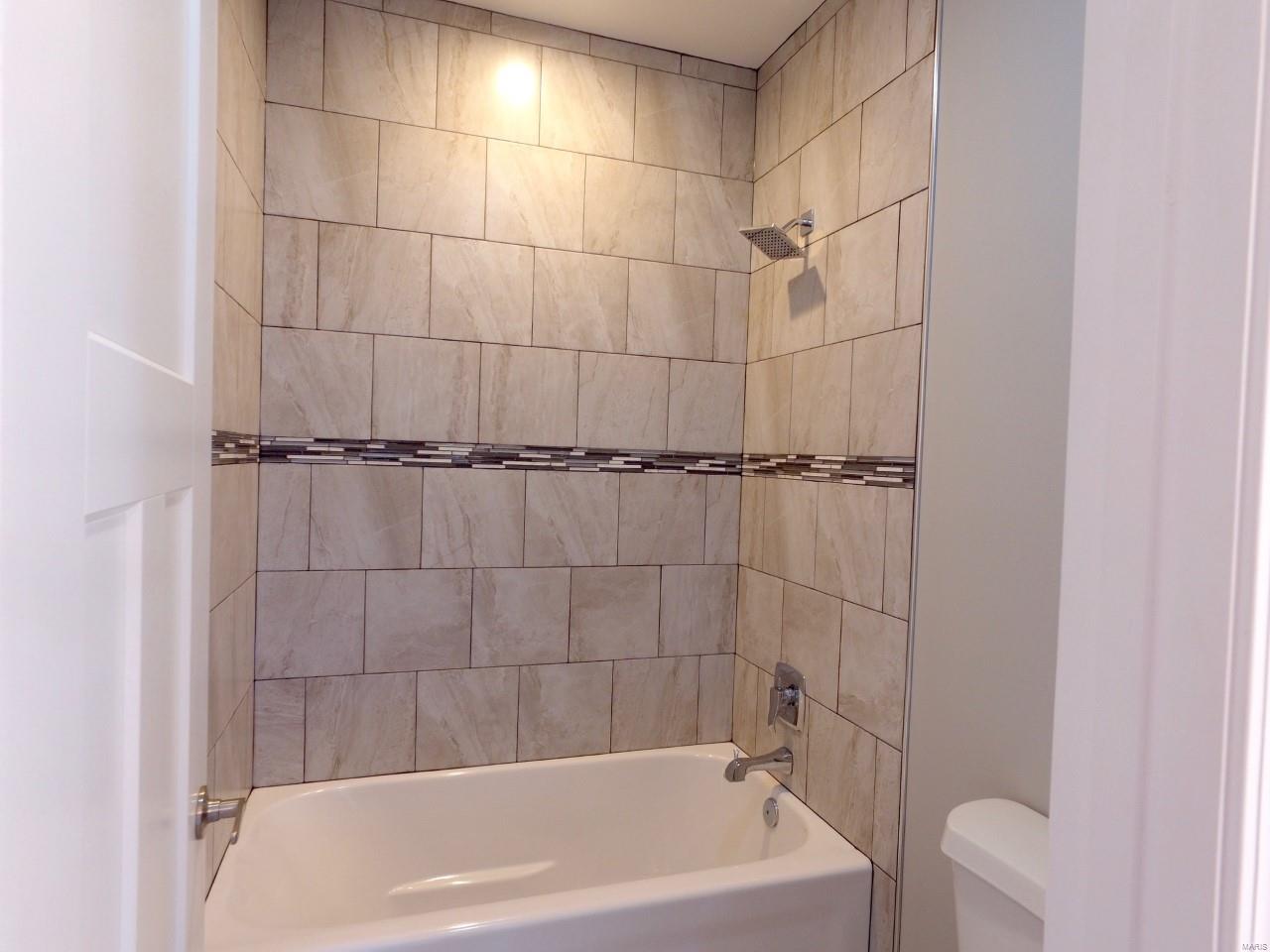 CENTURY ESTATES - Residential