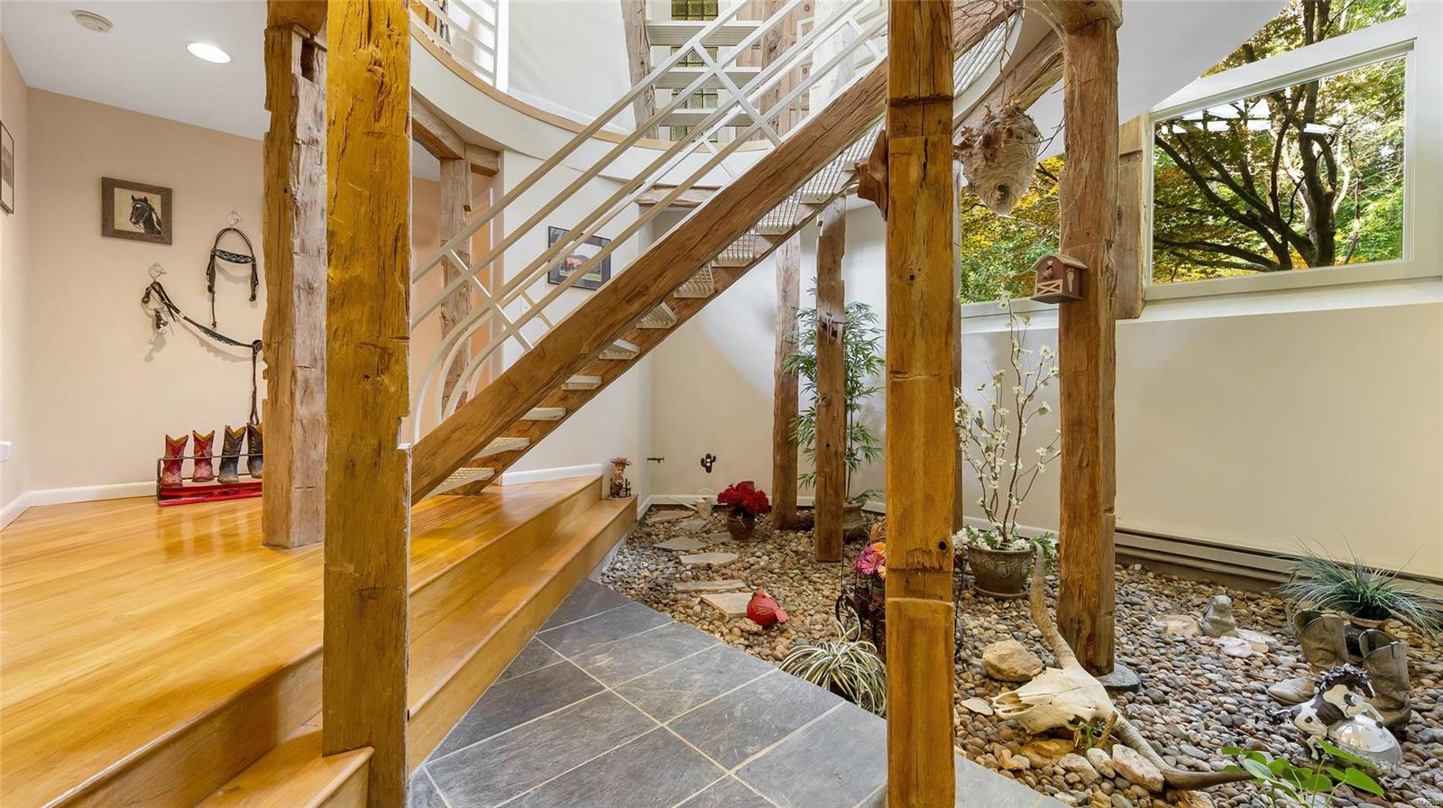 Flat Rock Valley Lts 1 & 4 Bdy Adj Lt - Residential