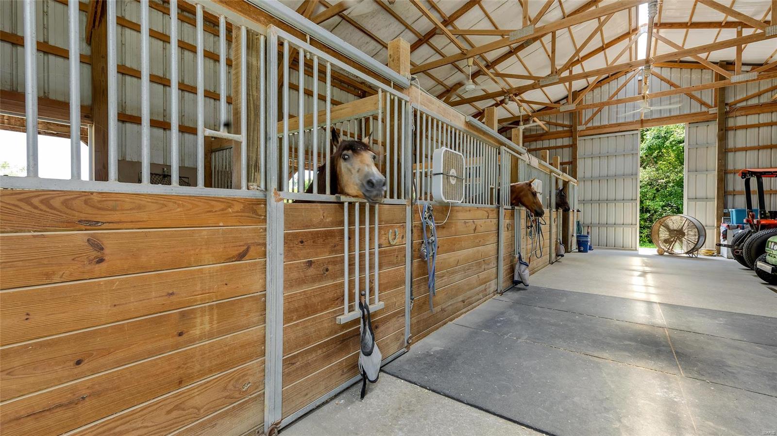 Flat Rock Valley Lts 1 & 4 Bdy Adj Lt - Residential