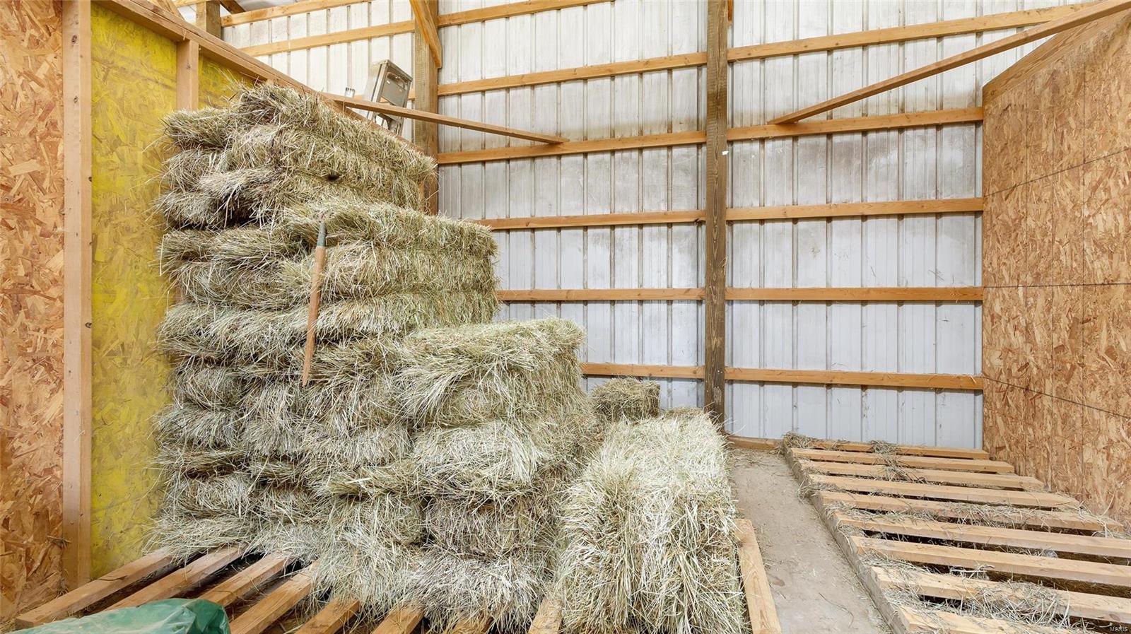 Flat Rock Valley Lts 1 & 4 Bdy Adj Lt - Residential