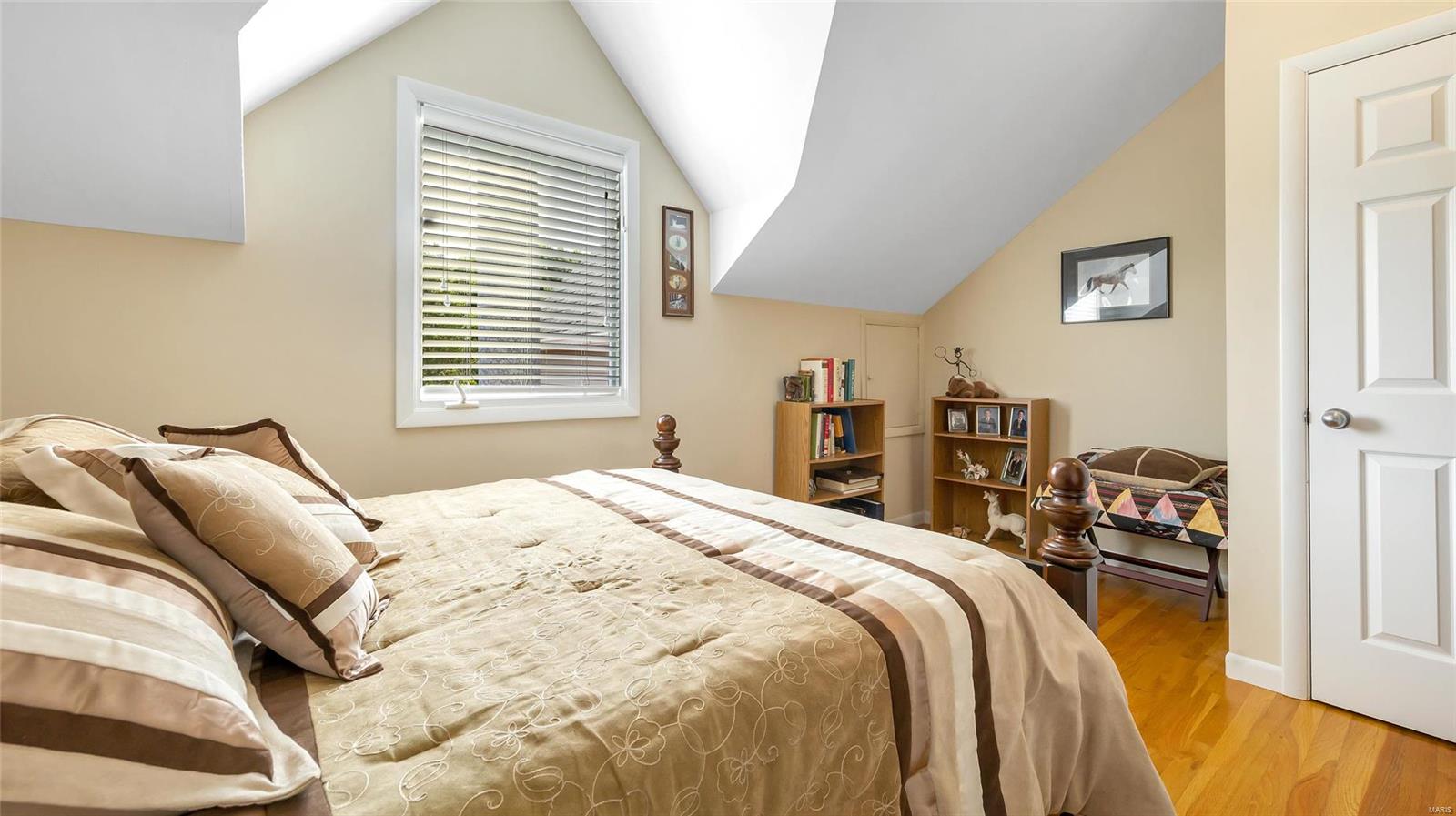 Flat Rock Valley Lts 1 & 4 Bdy Adj Lt - Residential