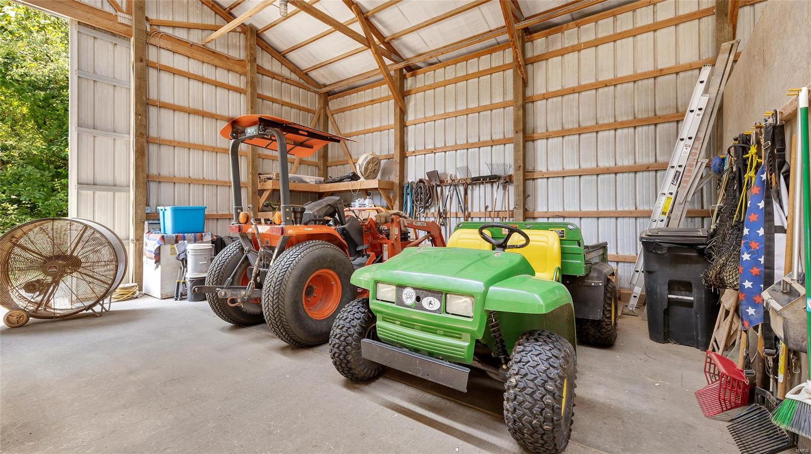 Flat Rock Valley Lts 1 & 4 Bdy Adj Lt - Residential