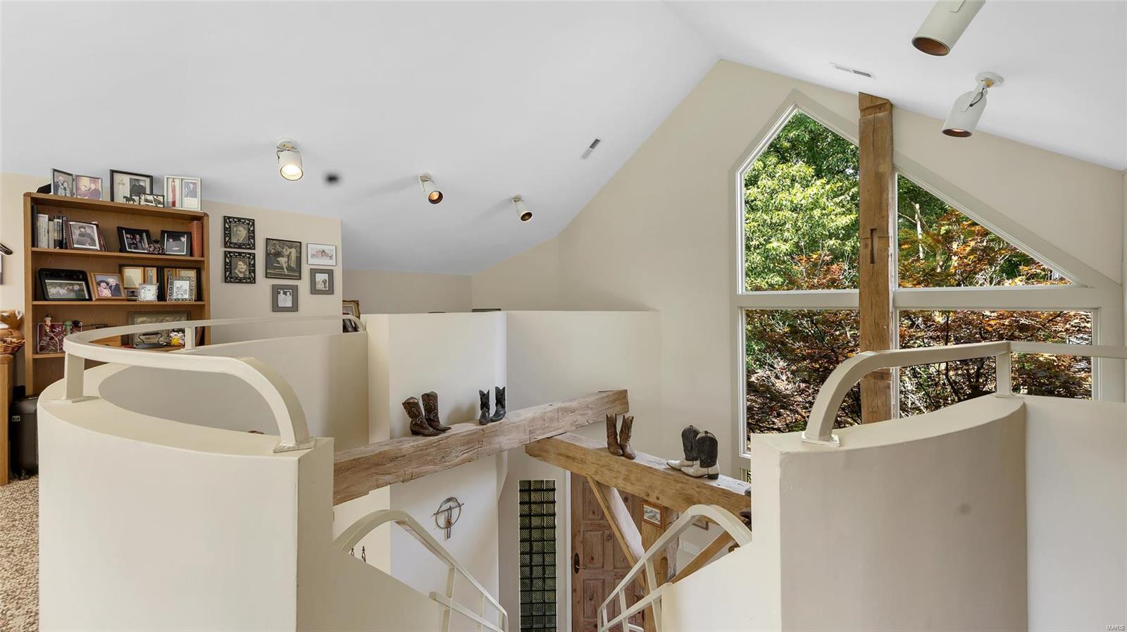 Flat Rock Valley Lts 1 & 4 Bdy Adj Lt - Residential