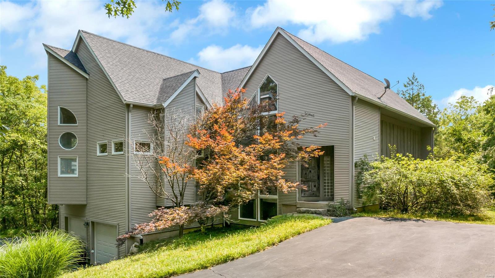 Flat Rock Valley Lts 1 & 4 Bdy Adj Lt - Residential