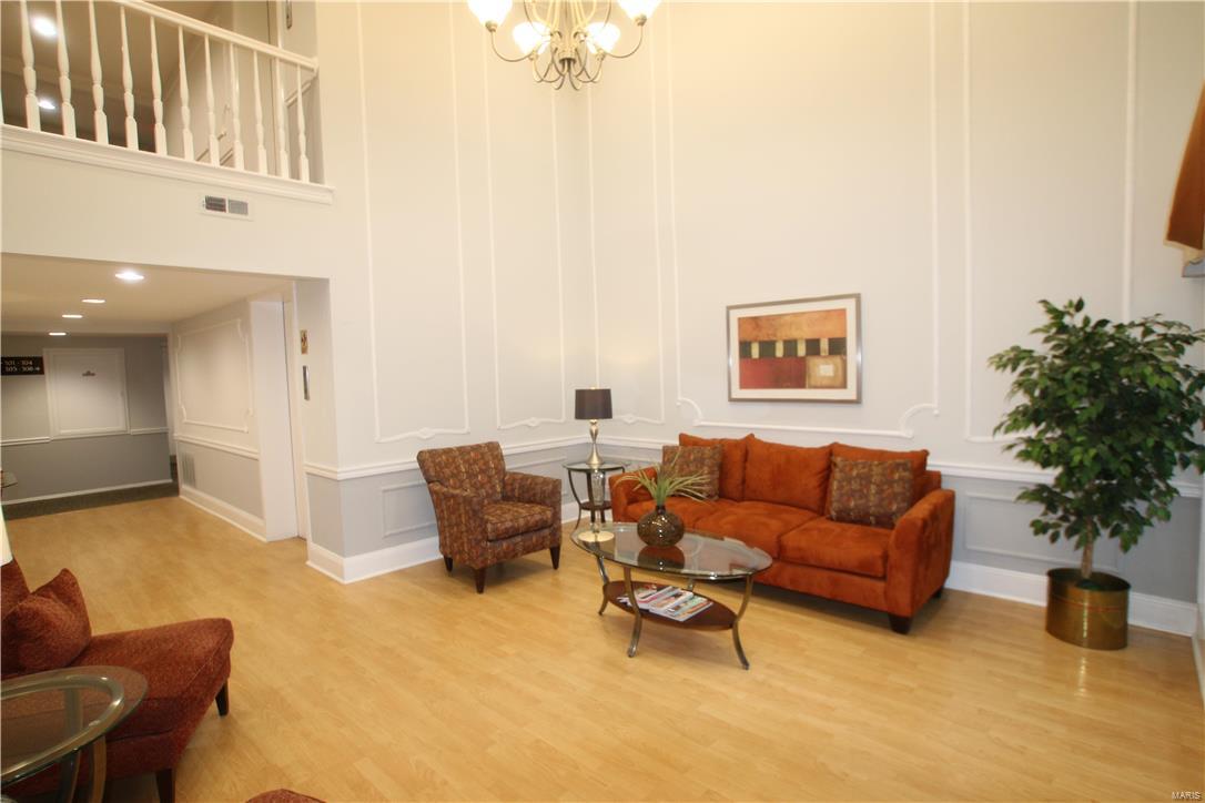 Coeur De Royale Condo - Residential