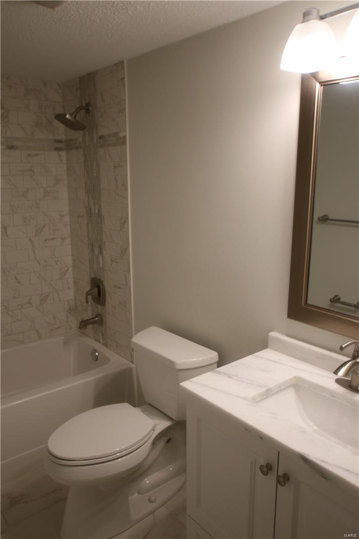 Coeur De Royale Condo - Residential