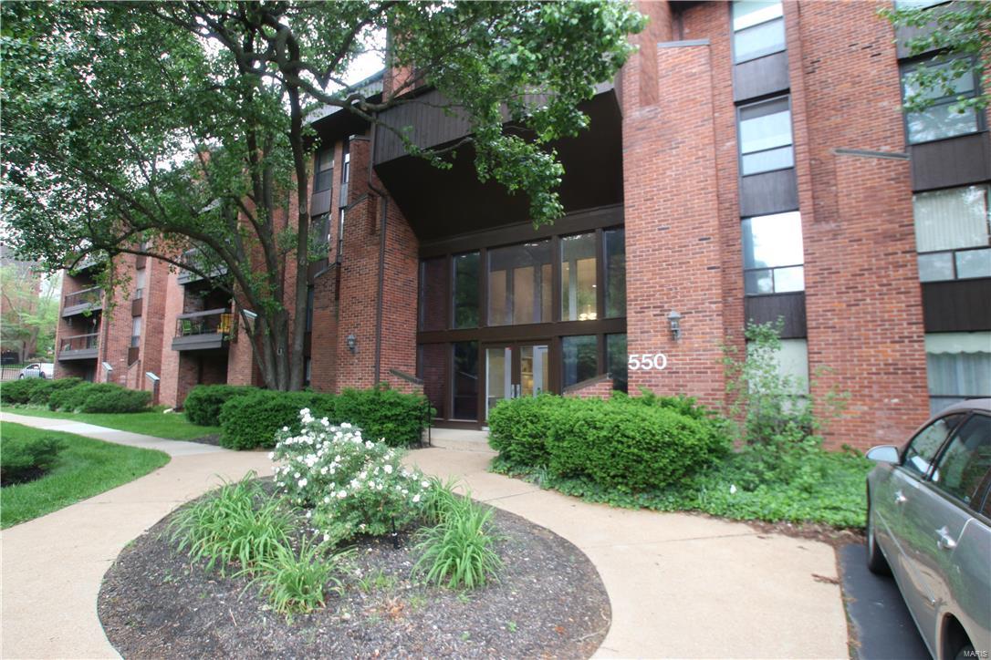 Coeur De Royale Condo - Residential