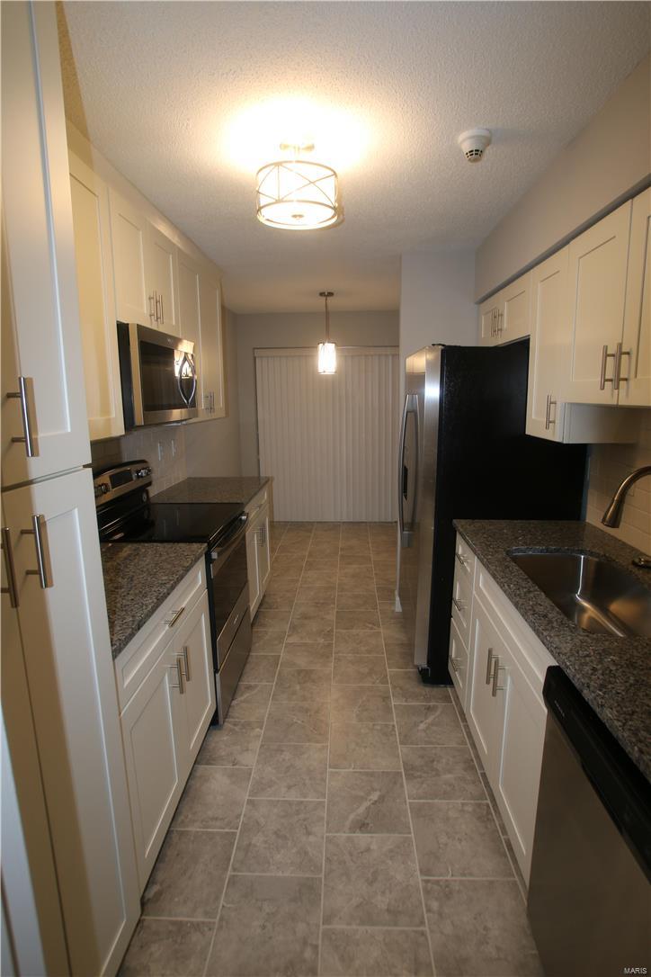 Coeur De Royale Condo - Residential