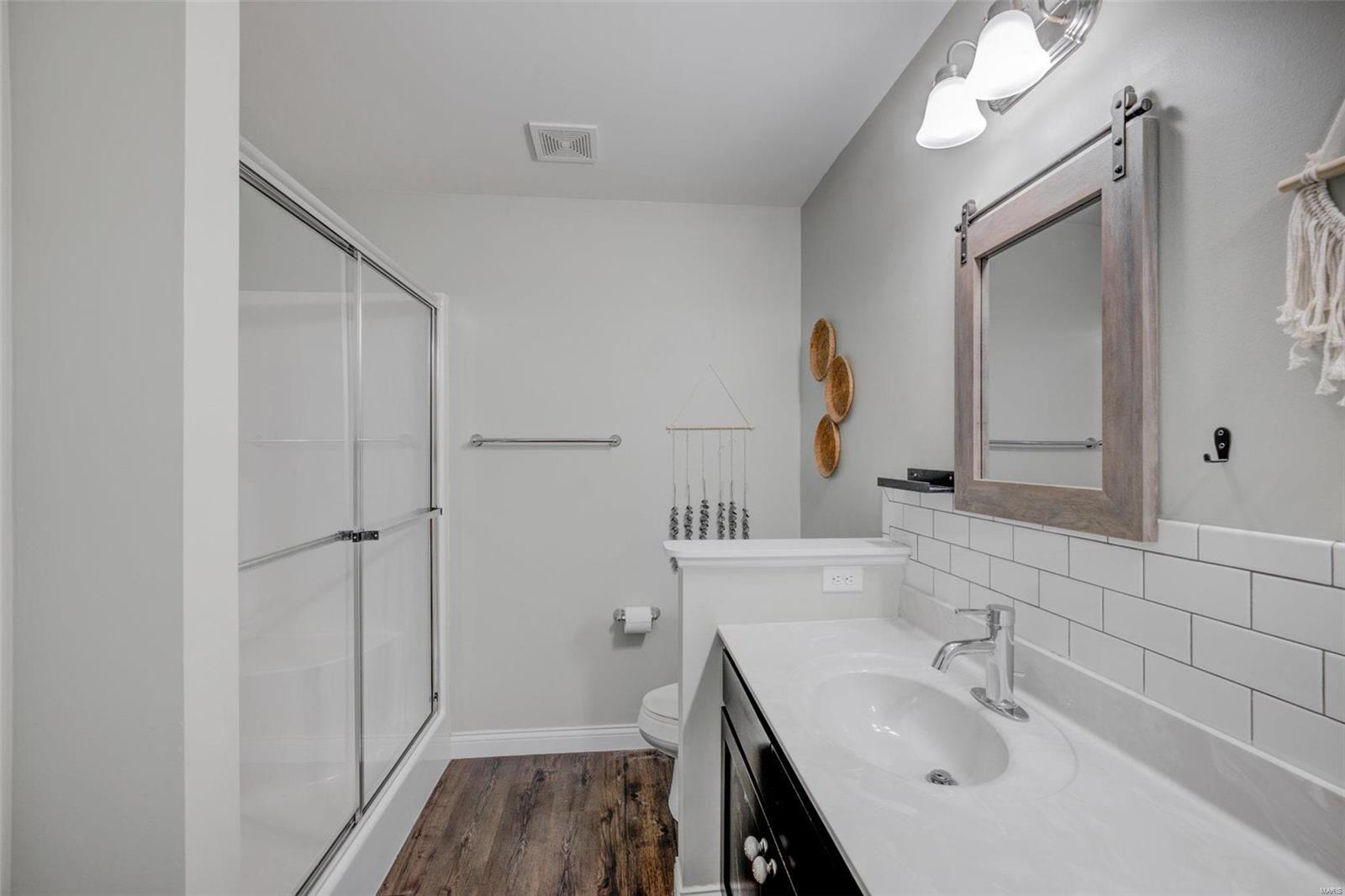 Falcons Crest - Residential