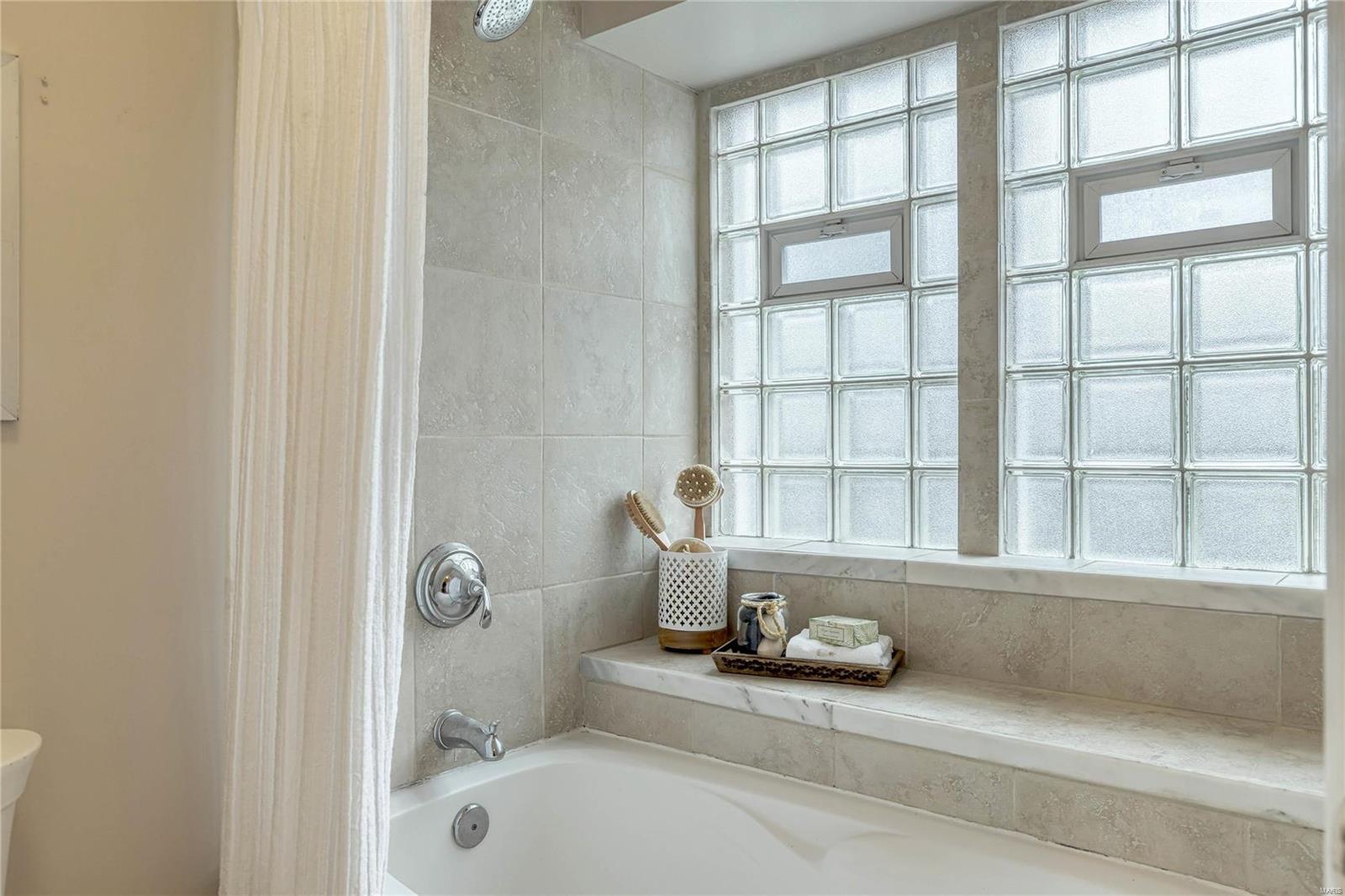 Chapel Hill 3 - Residential