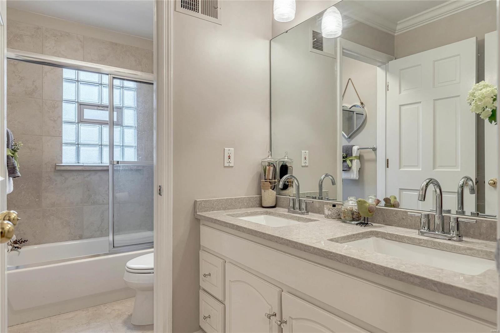 Chapel Hill 3 - Residential