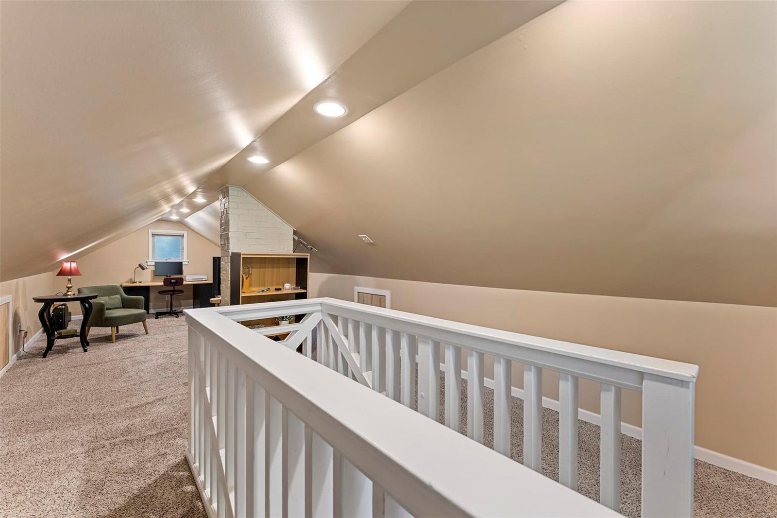 Tuxedo Park - Residential