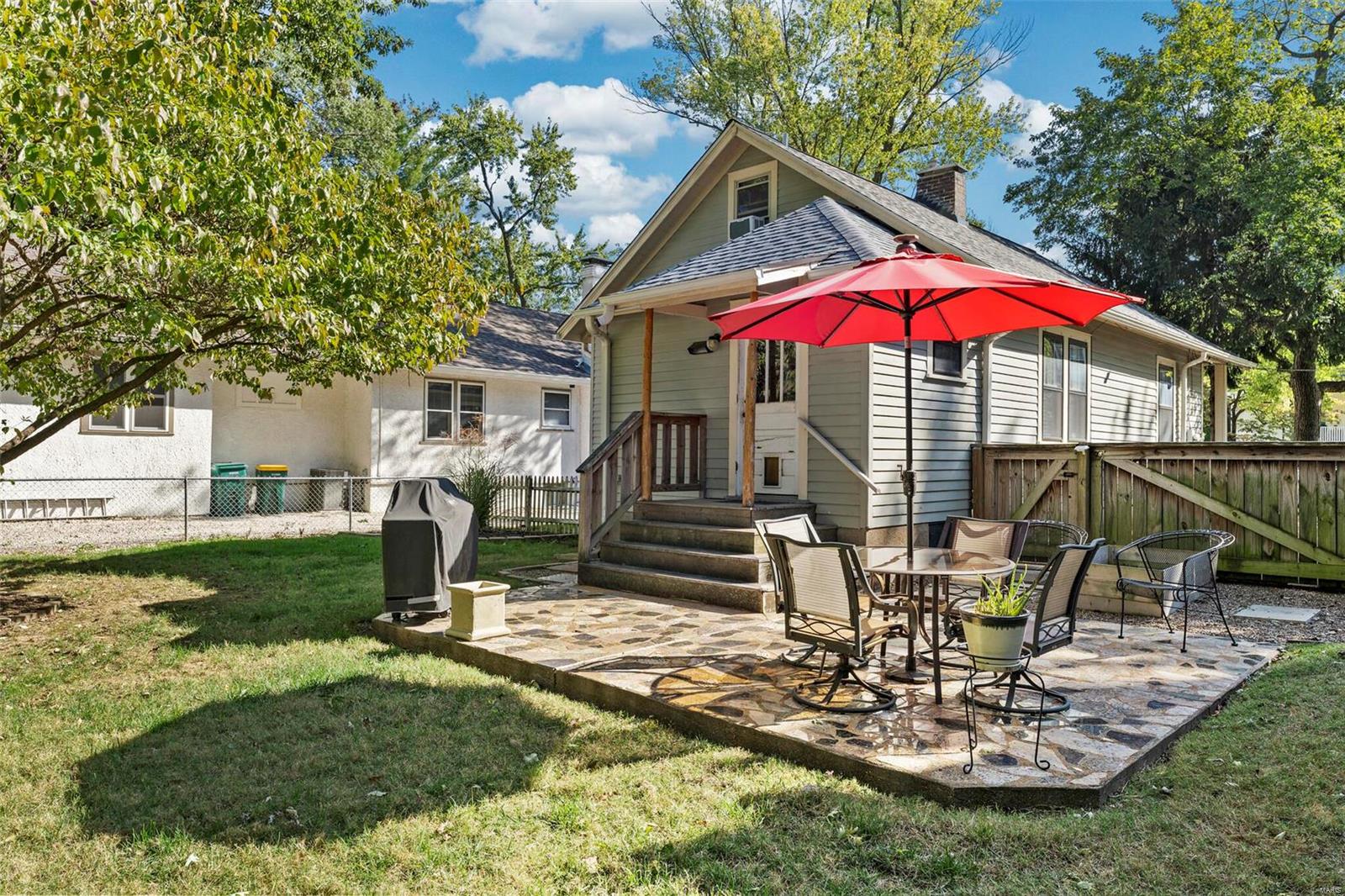 Tuxedo Park - Residential