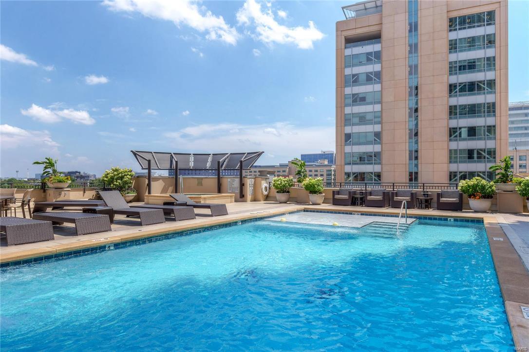 Park East Tower - Residential