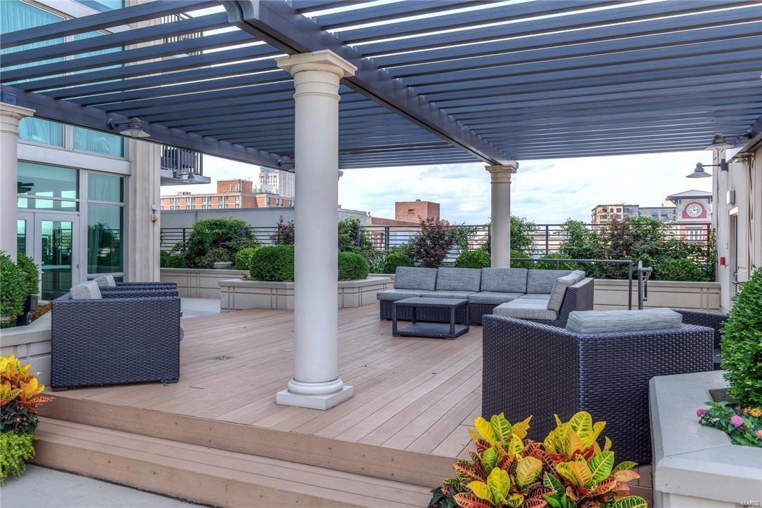 Park East Tower - Residential