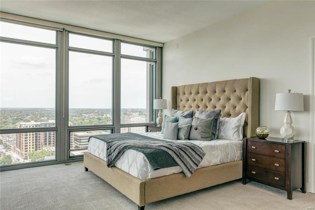 Park East Tower - Residential