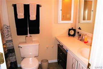 Rvised Bluff View Un B - Residential Lease