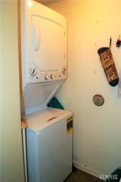 Rvised Bluff View Un B - Residential Lease