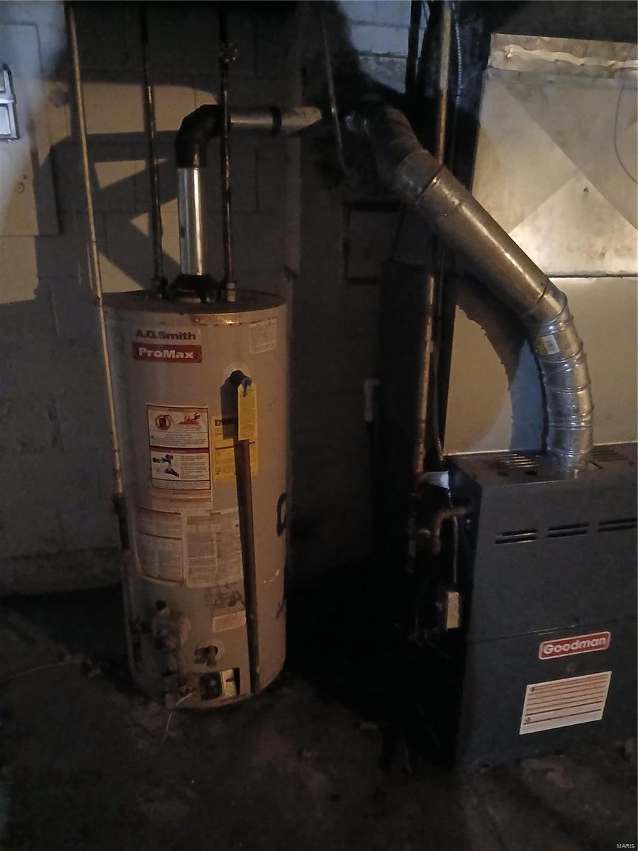 Ferguson, Missouri 63135, United States, 2 Bedrooms Bedrooms, ,1 BathroomBathrooms,Residential,Active,24367