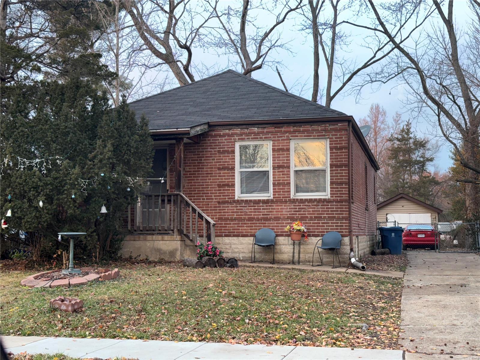 Ferguson, Missouri 63135, United States, 2 Bedrooms Bedrooms, ,1 BathroomBathrooms,Residential,Active,24367
