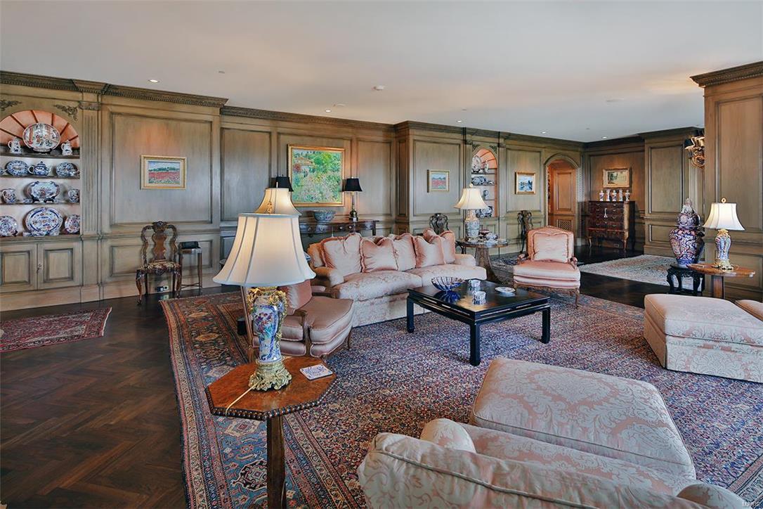 Plaza in Clayton - Residential