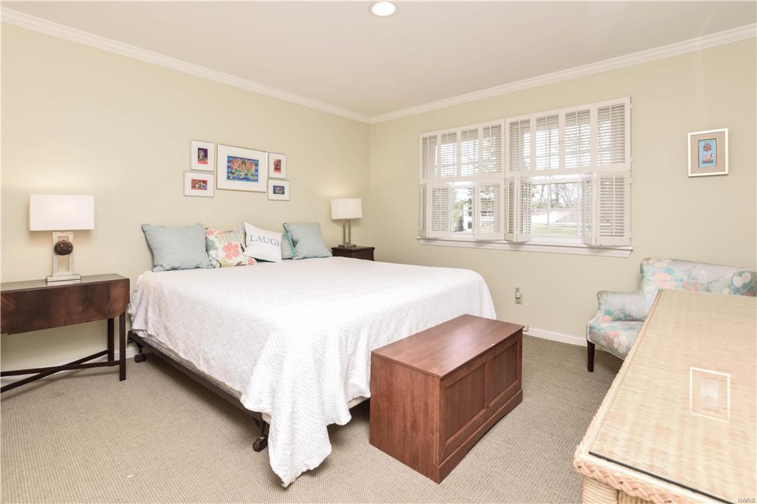 Bonhomme Woods - Residential