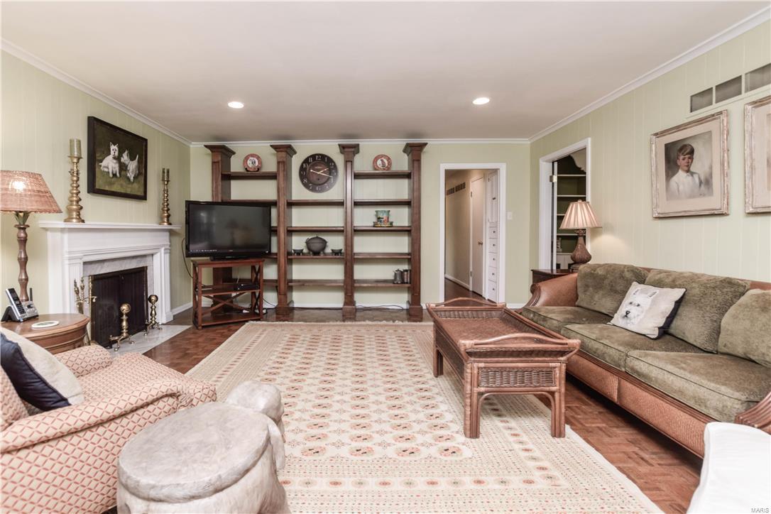 Bonhomme Woods - Residential