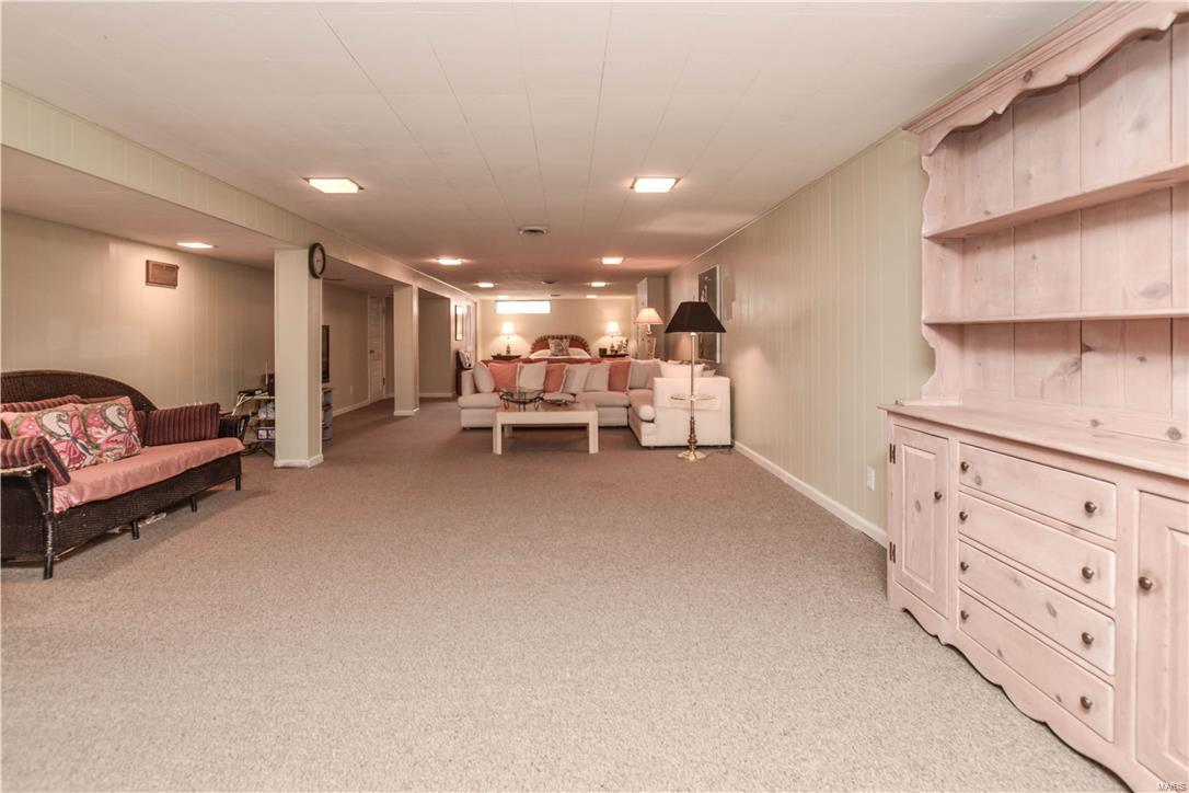 Bonhomme Woods - Residential