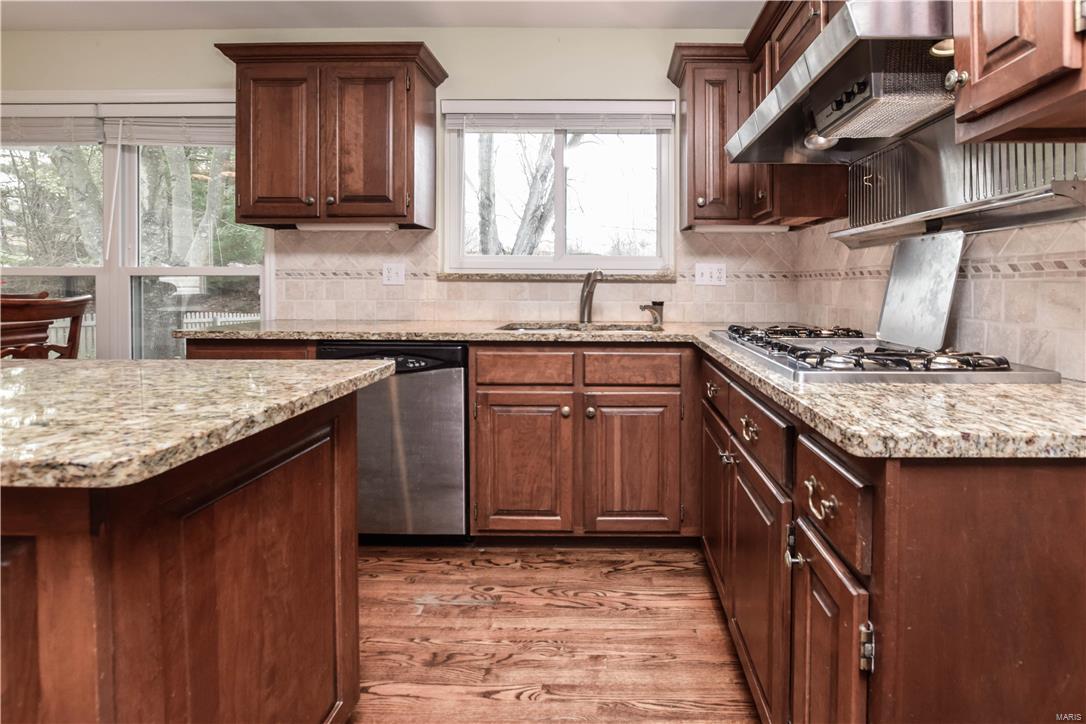Bonhomme Woods - Residential