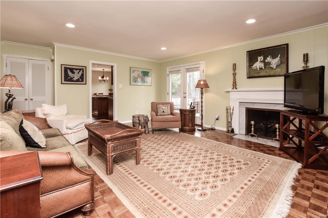 Bonhomme Woods - Residential