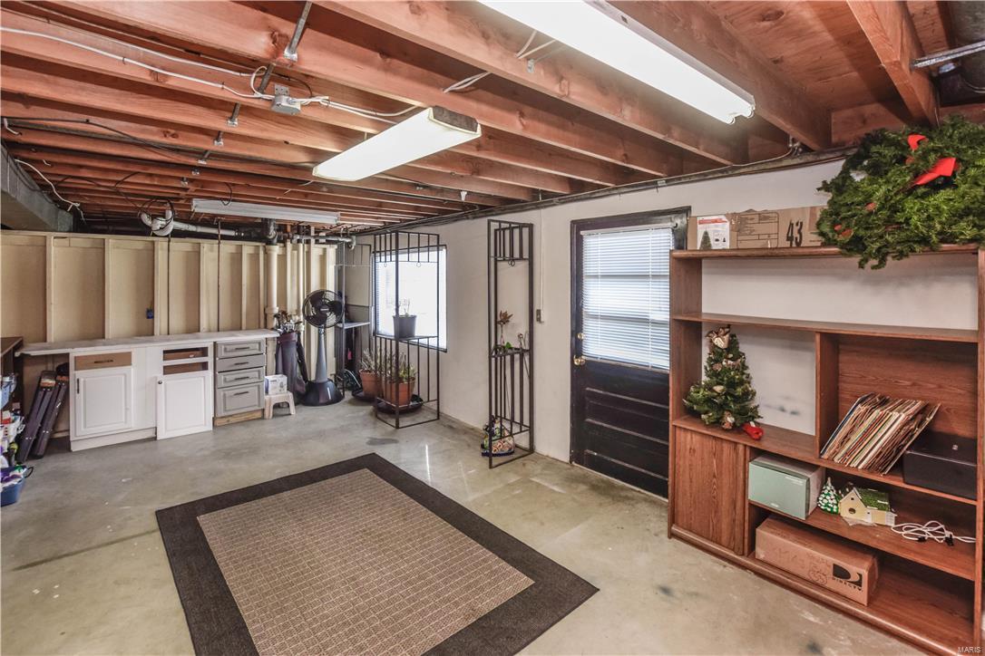 Bonhomme Woods - Residential