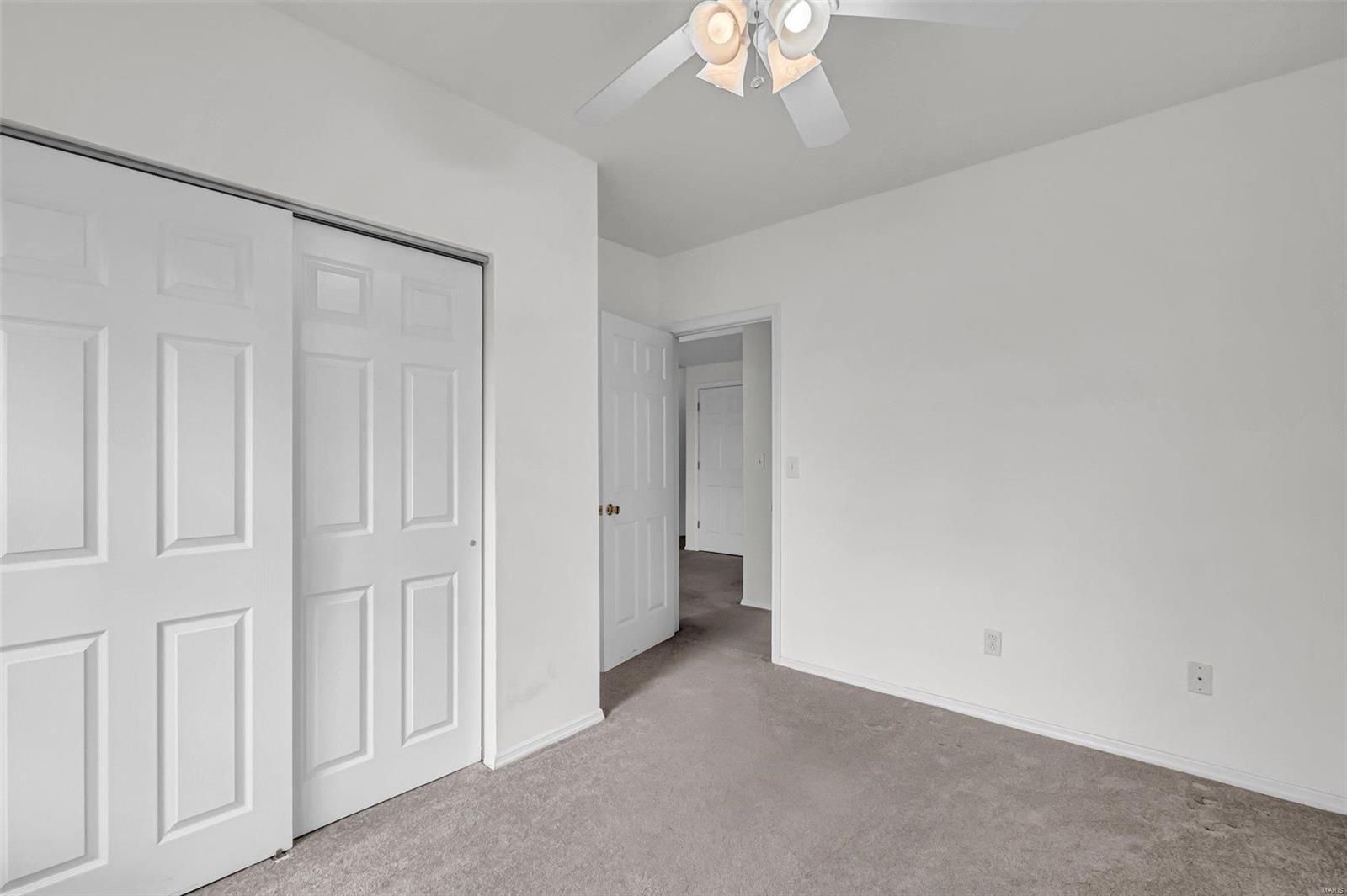 Country Glen - Residential