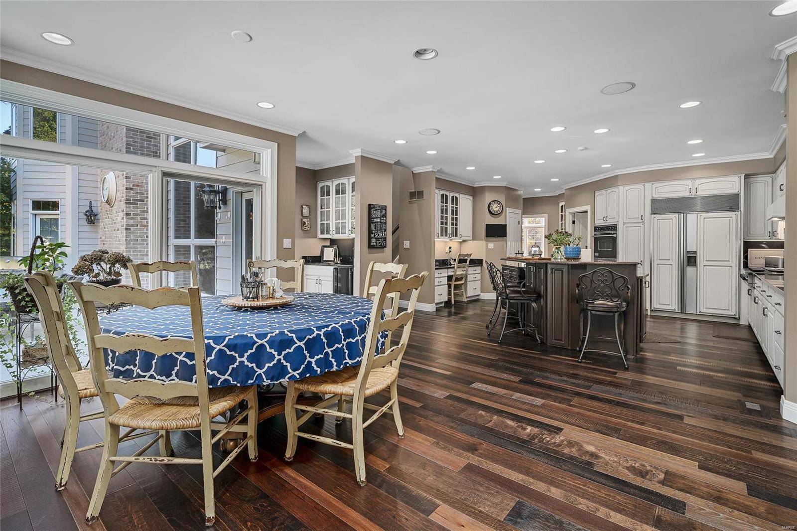 Greystone Six - Residential