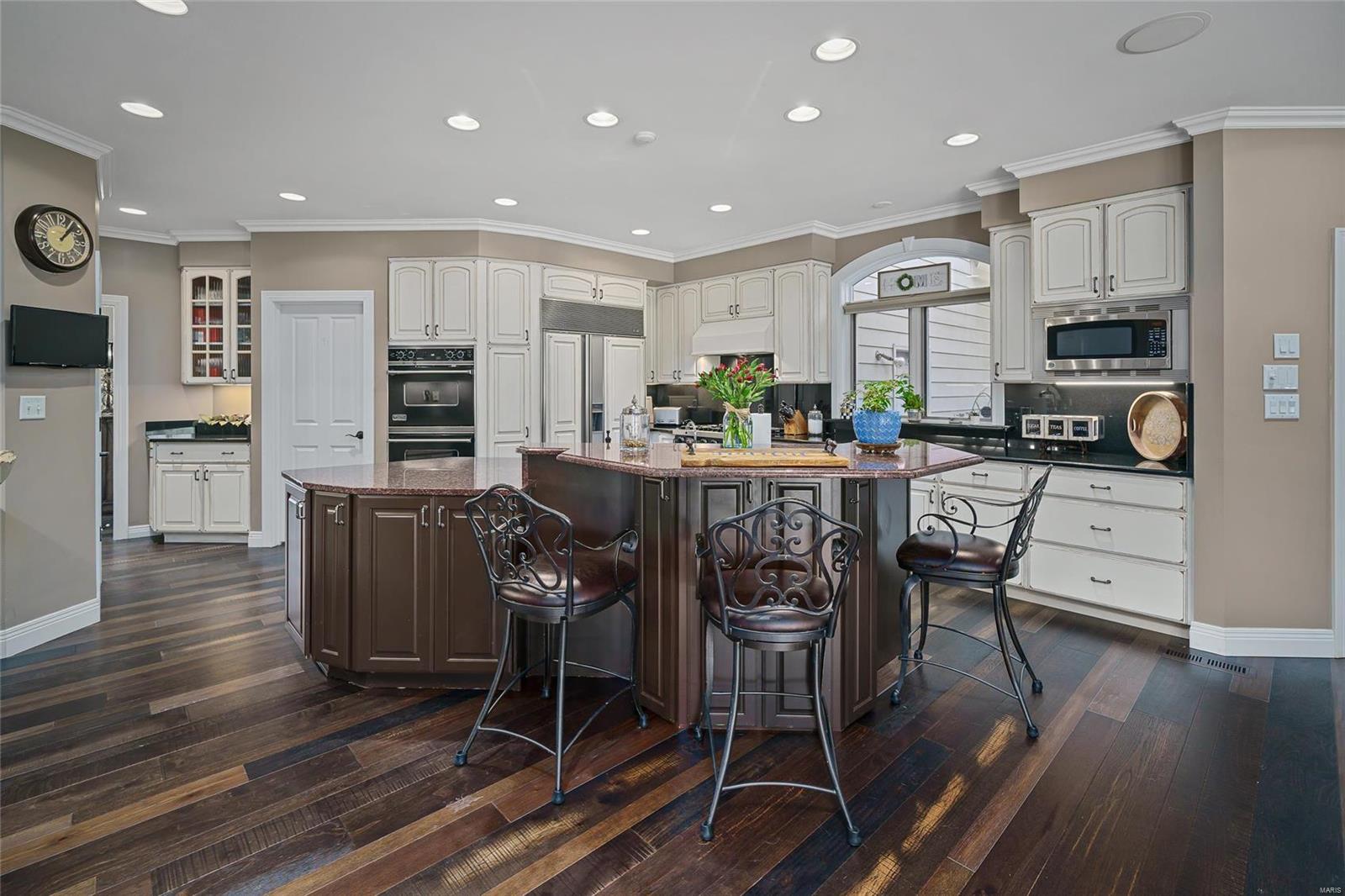 Greystone Six - Residential