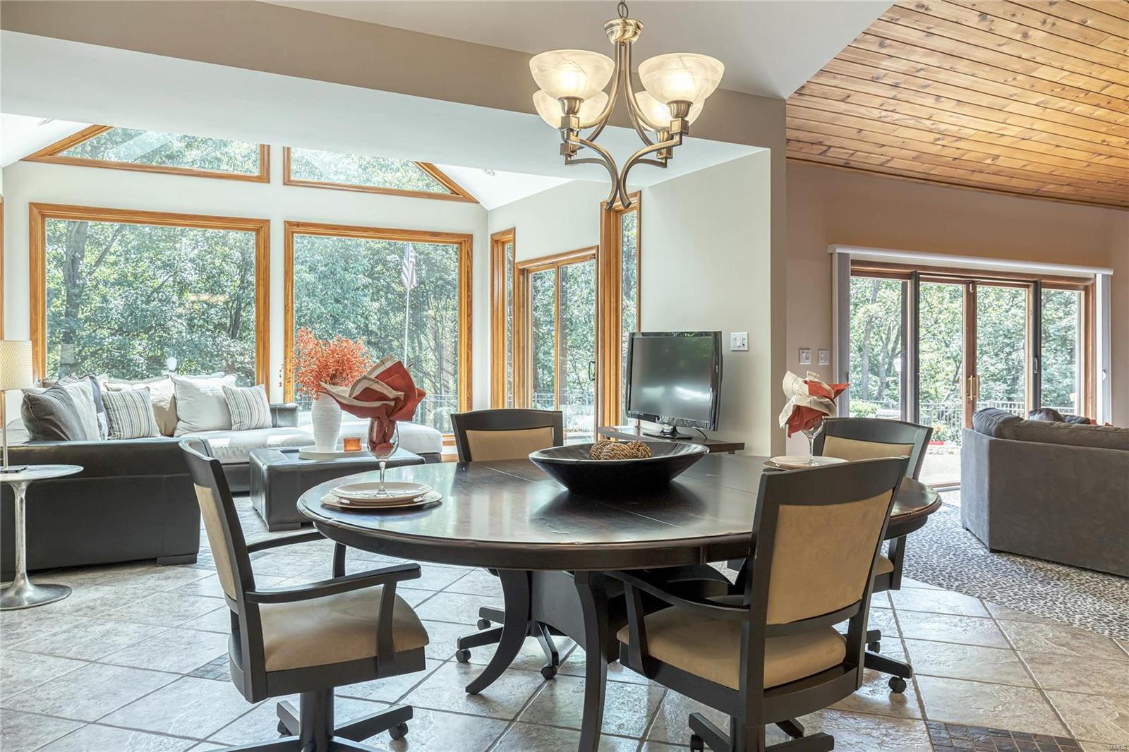 Topping Manor 2 - Residential