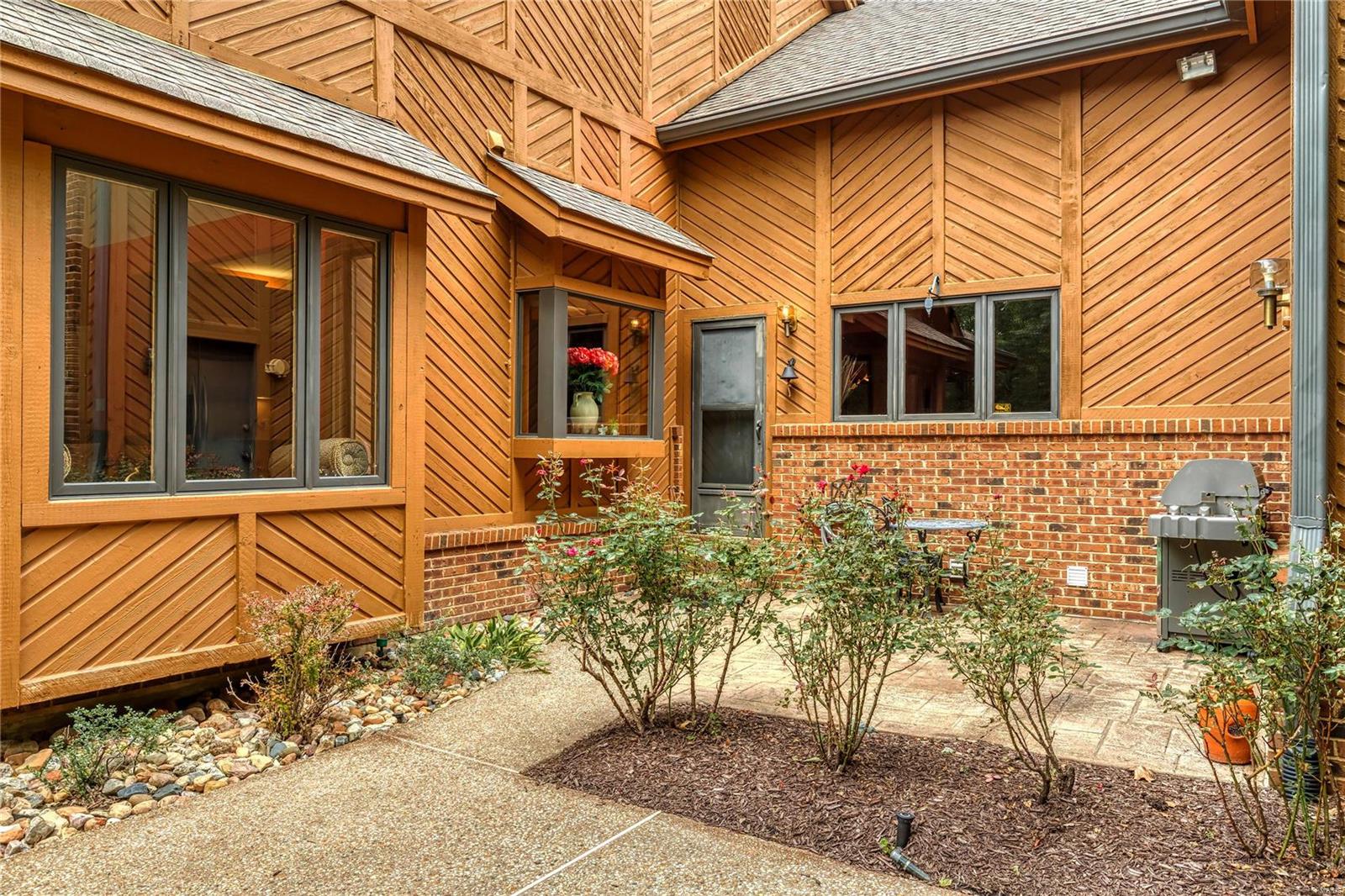 Topping Manor 2 - Residential