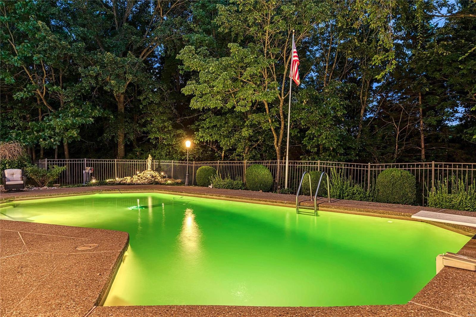 Topping Manor 2 - Residential