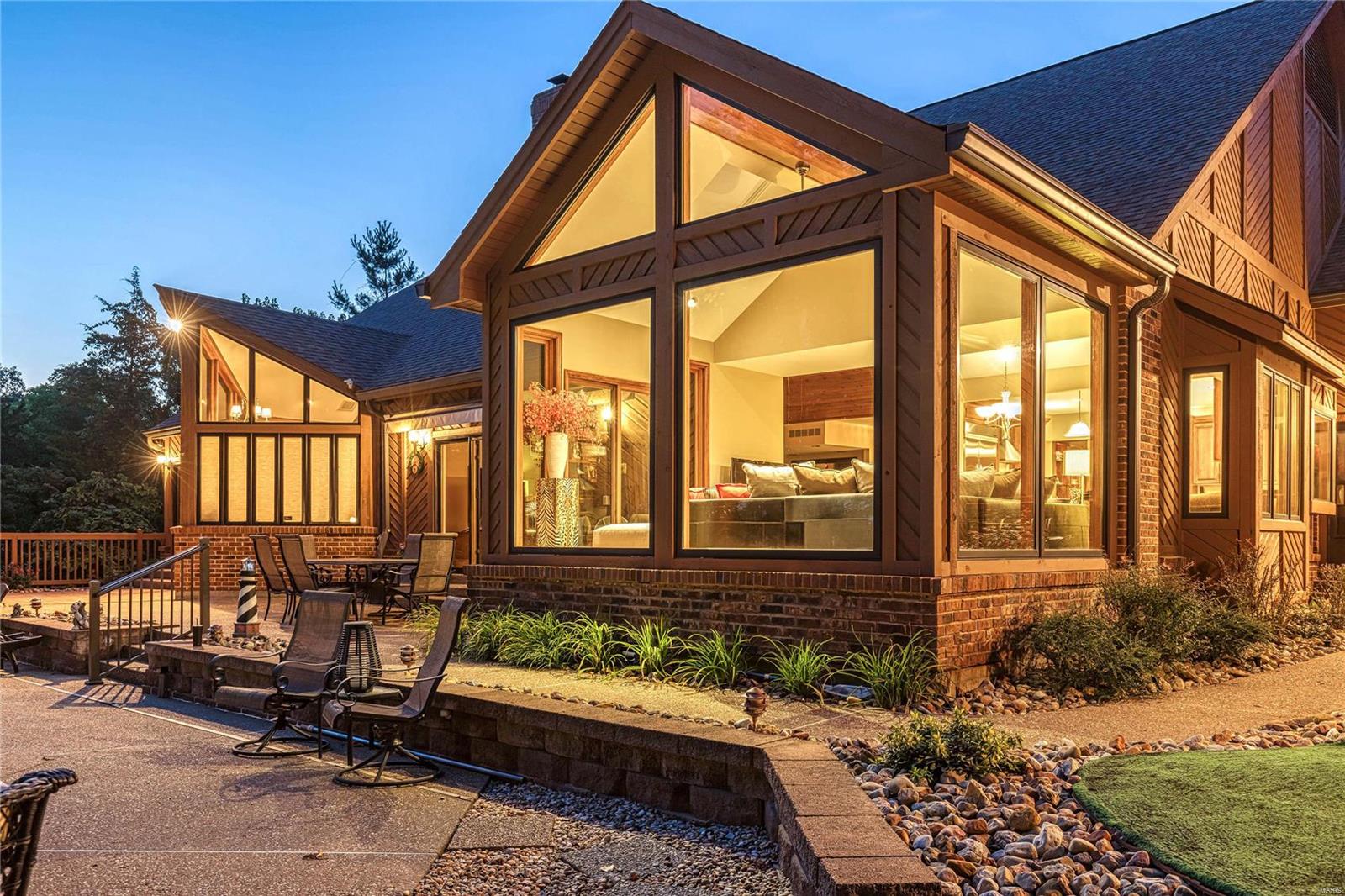 Topping Manor 2 - Residential